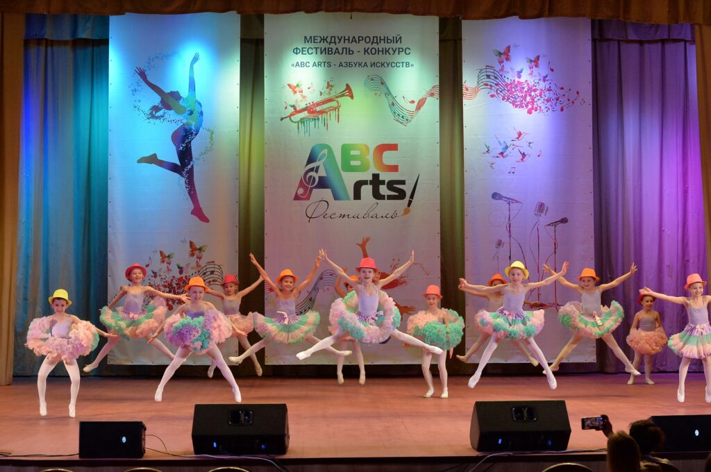 IX Международный многожанровый фестиваля-конкурс «ABC Arts — Азбука искусств» Декабрь 2021 · фото 4