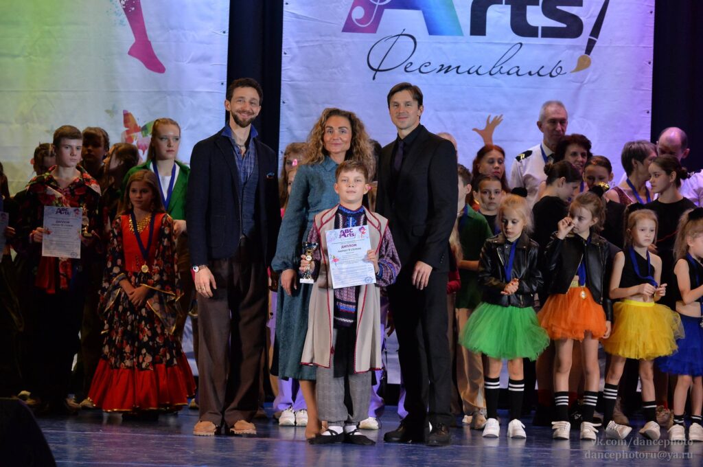 XV Международный многожанровый фестиваля-конкурс «ABC Arts — Азбука искусств» Декабрь 2024 · фото 10